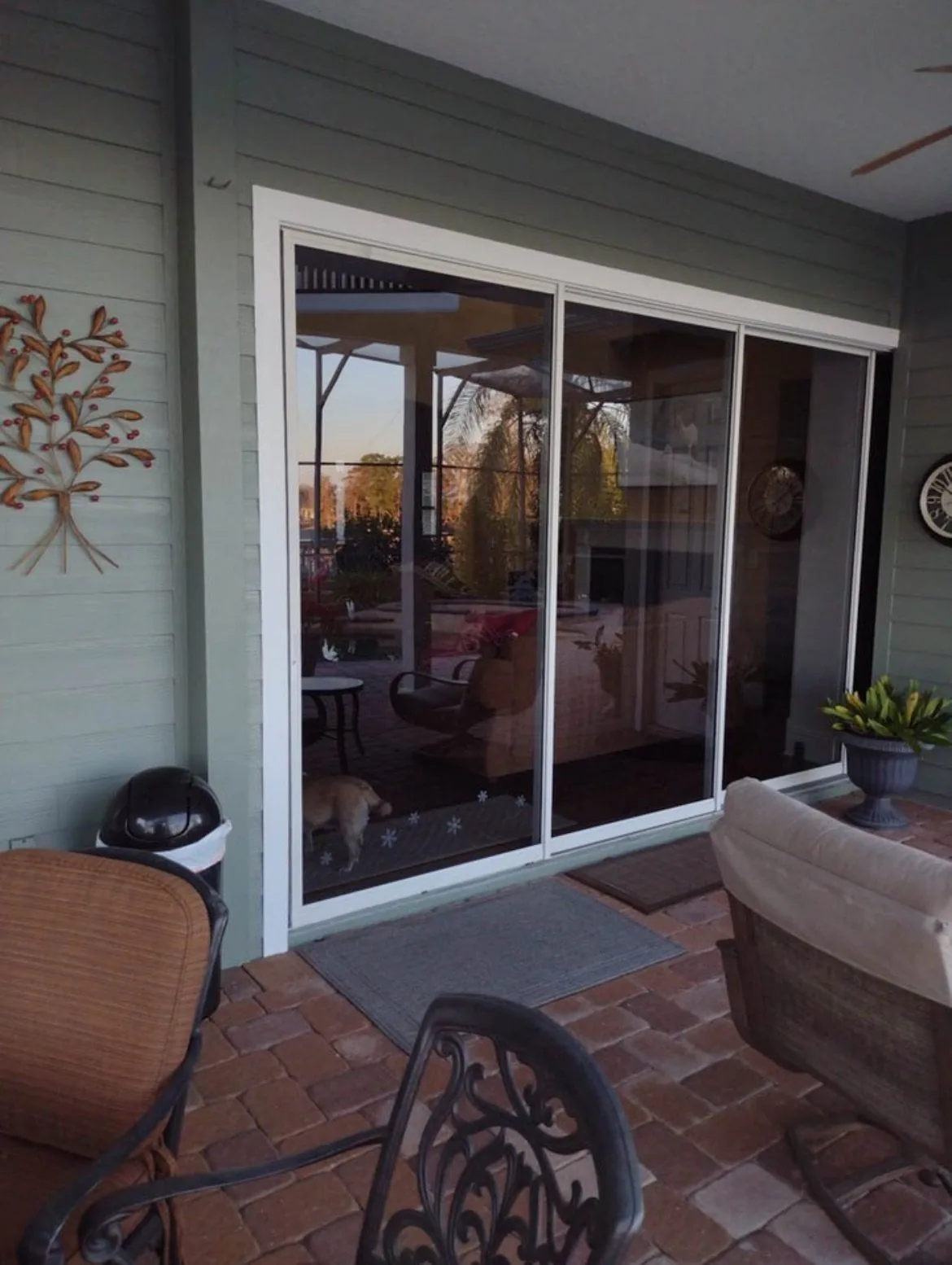Sliding Glass Door Installation technician serving Orlando, FL - Stuck Door